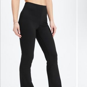 NWT Fabletics XS 24-7 Kick Flare Dress Pant